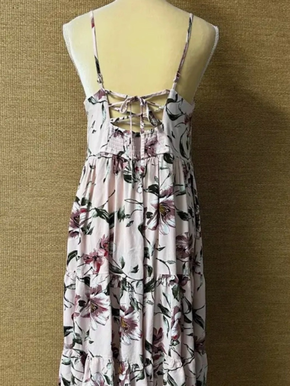 Pink Floral ~ Mid Length Dress ~ Adjustable Lace-up Back & Straps ~ Sz Large - Picture 5 of 9